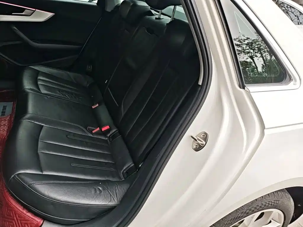 Audi A4L — миниатюра 17
