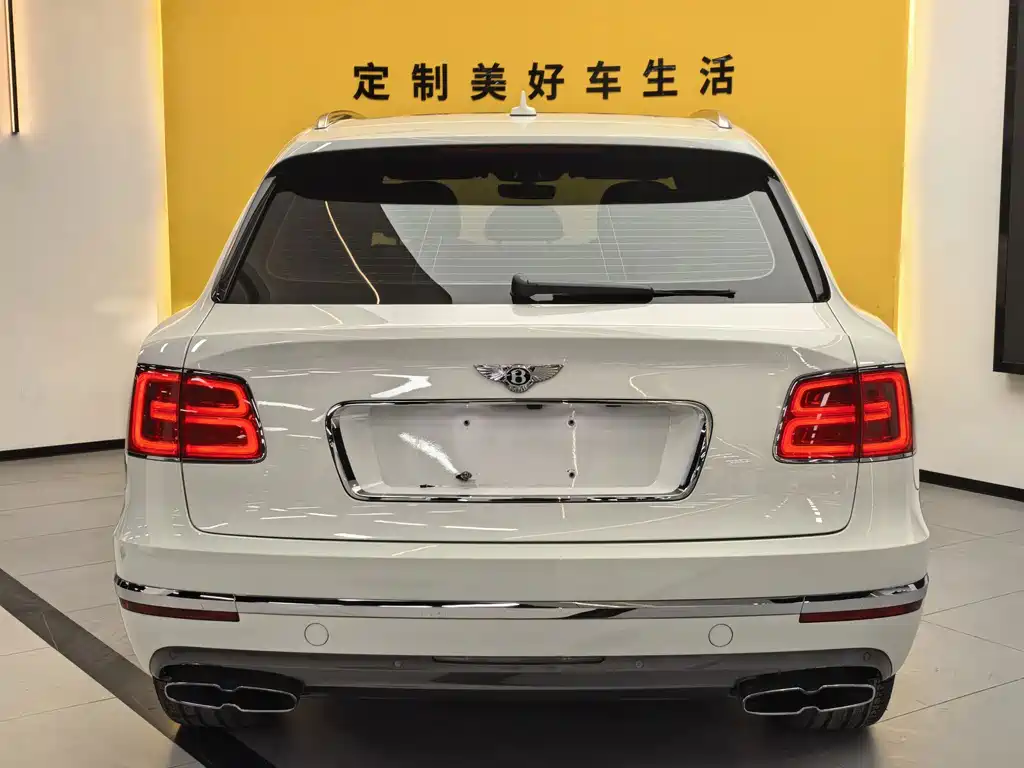 Bentley Bentayga — миниатюра 8