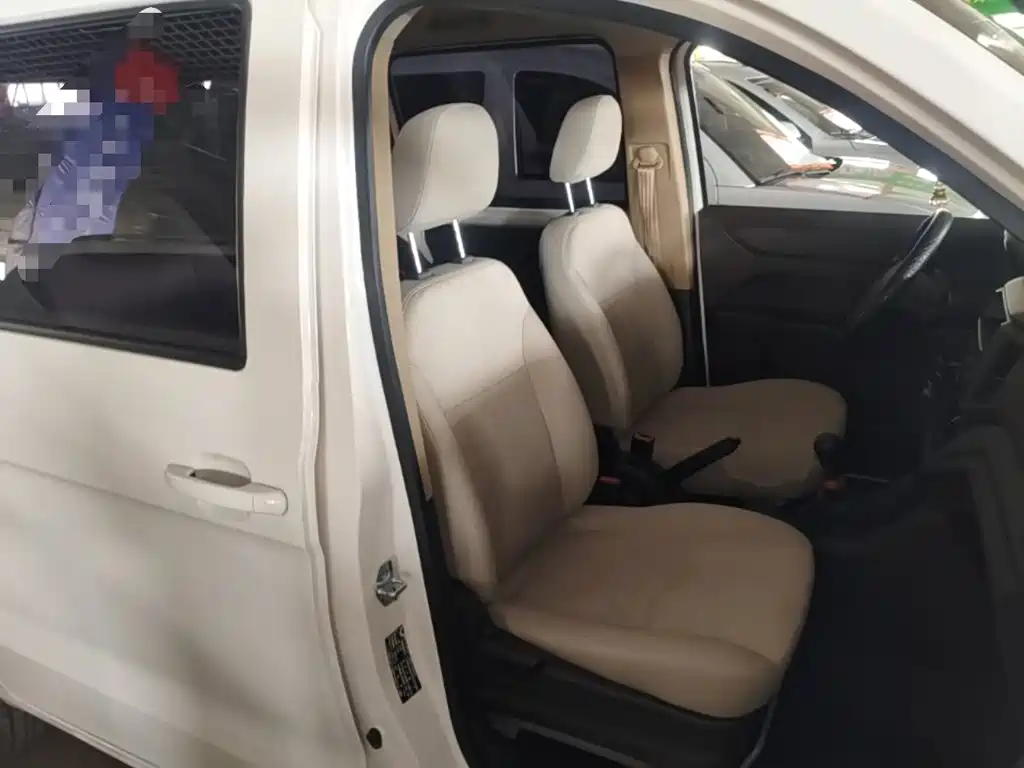 Wuling Hongguang V — миниатюра 25