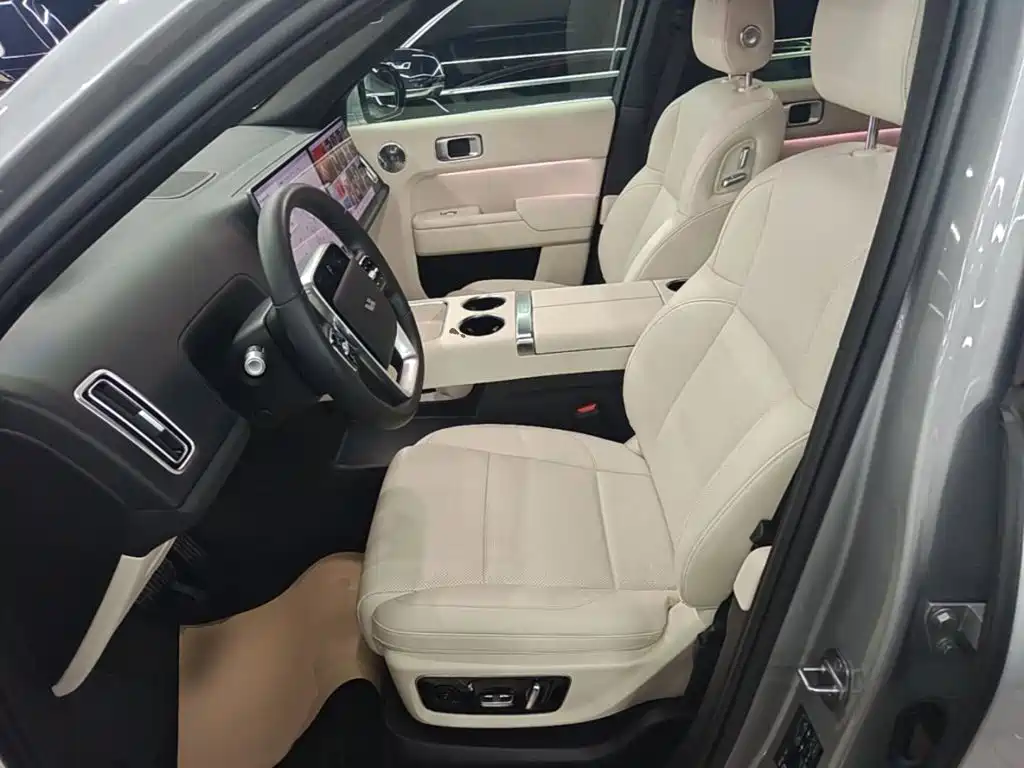 Li Auto Li L8 — миниатюра 15