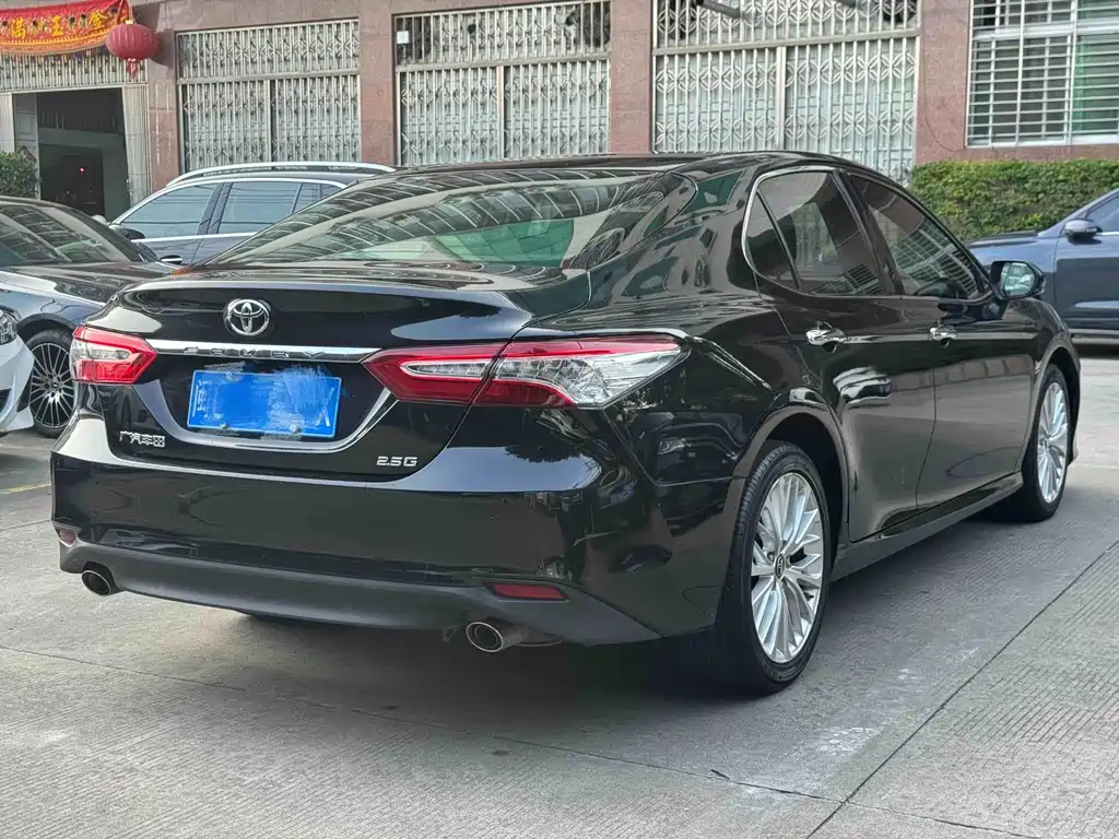 Toyota Camry 2019 2.5G Luxury V