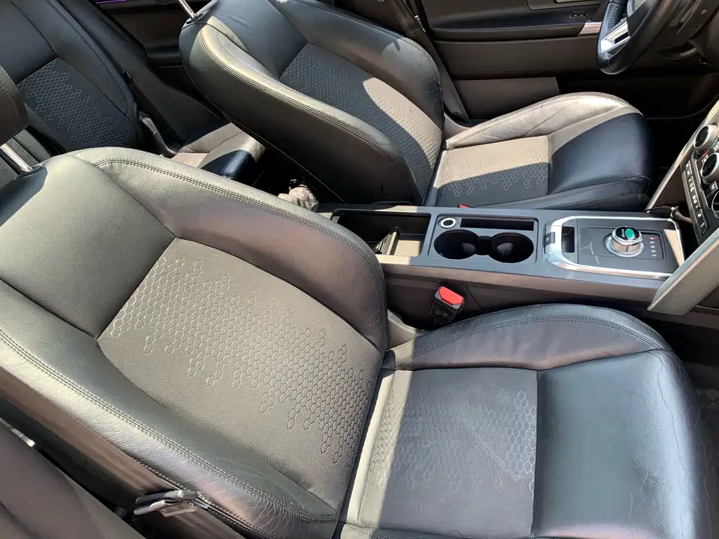 Land Rover Discovery Sport — миниатюра 25