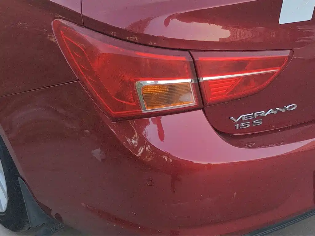 Buick Verano — миниатюра 6