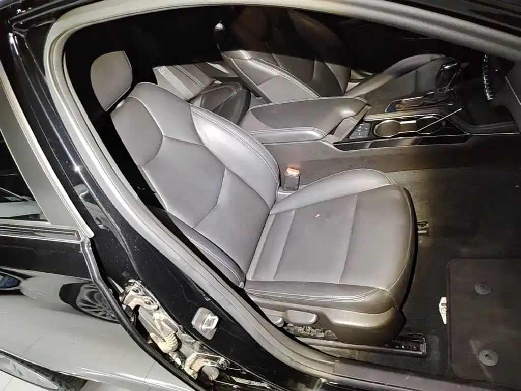 Cadillac CT4 — миниатюра 25