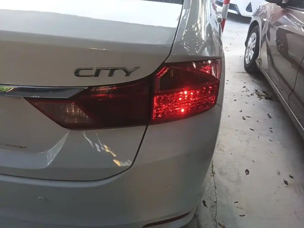 Honda City — миниатюра 8