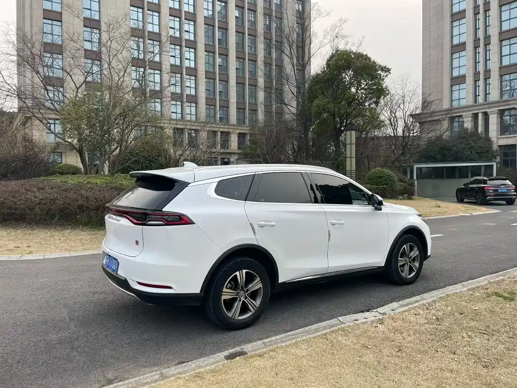 BYD TANG