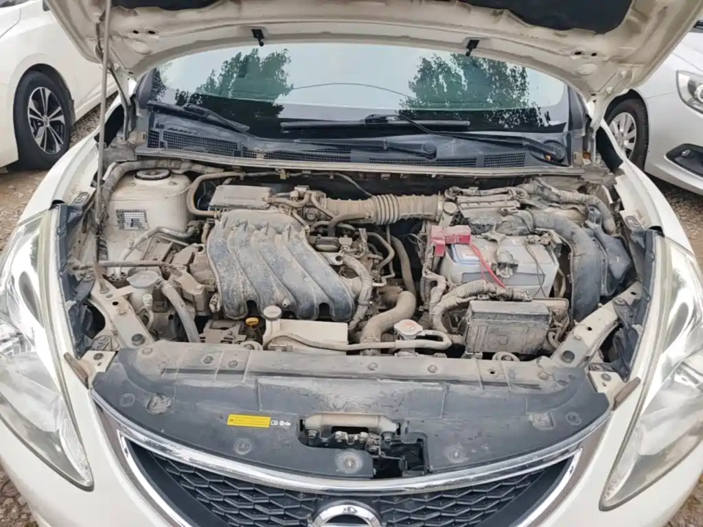 Nissan Tiida — миниатюра 20