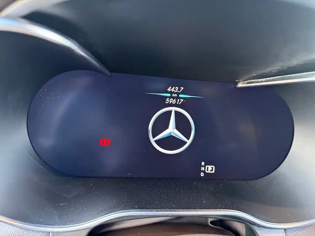 Mercedes-Benz GLC — миниатюра 23