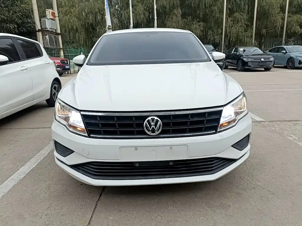 Volkswagen Jetta — миниатюра 3