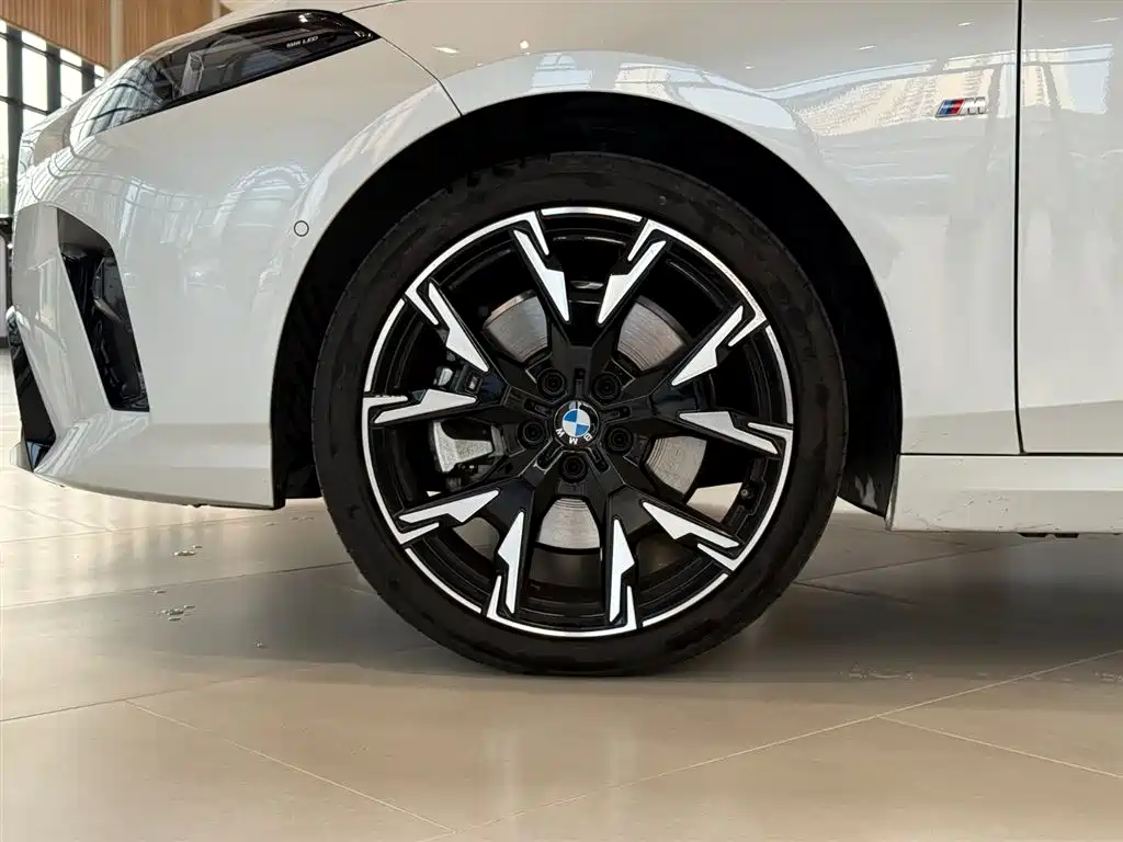 BMW 2 Series — миниатюра 10