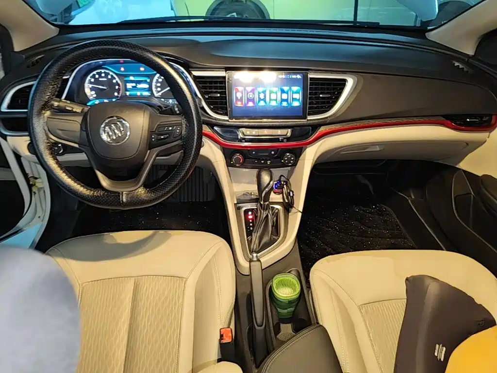 Buick Excelle — миниатюра 10
