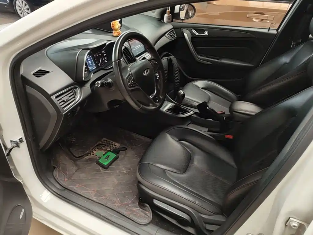 Chery Arrizo 5 — миниатюра 16
