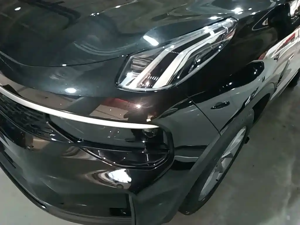 Lynk & Co 01 — миниатюра 24