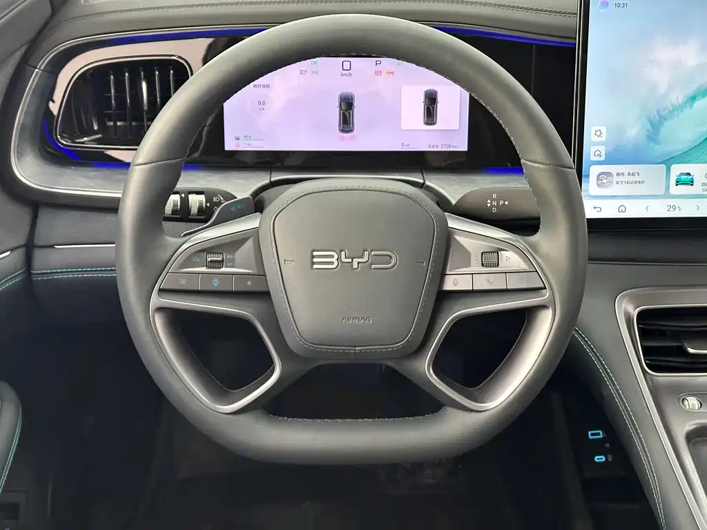 BYD SEA LION 07 DM I