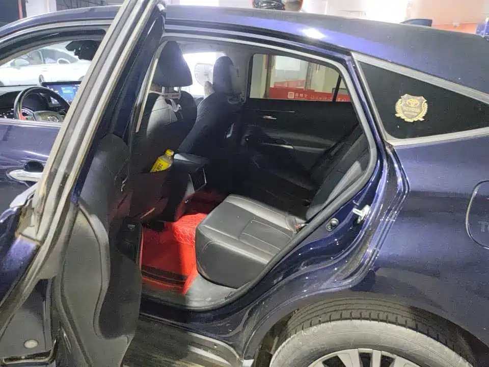 Toyota Harrier — миниатюра 6