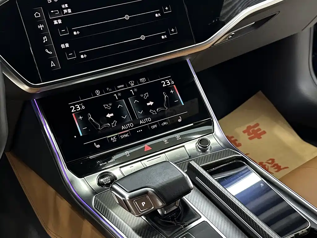 Audi A7L — миниатюра 8