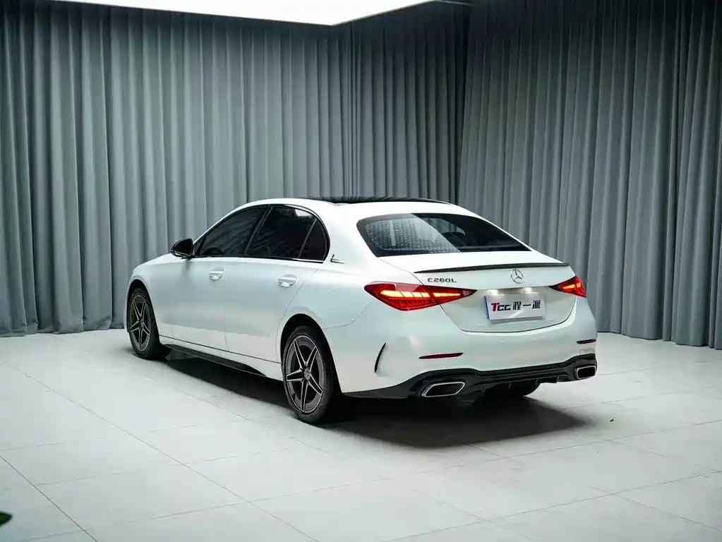 Mercedes-Benz C-Class — миниатюра 10