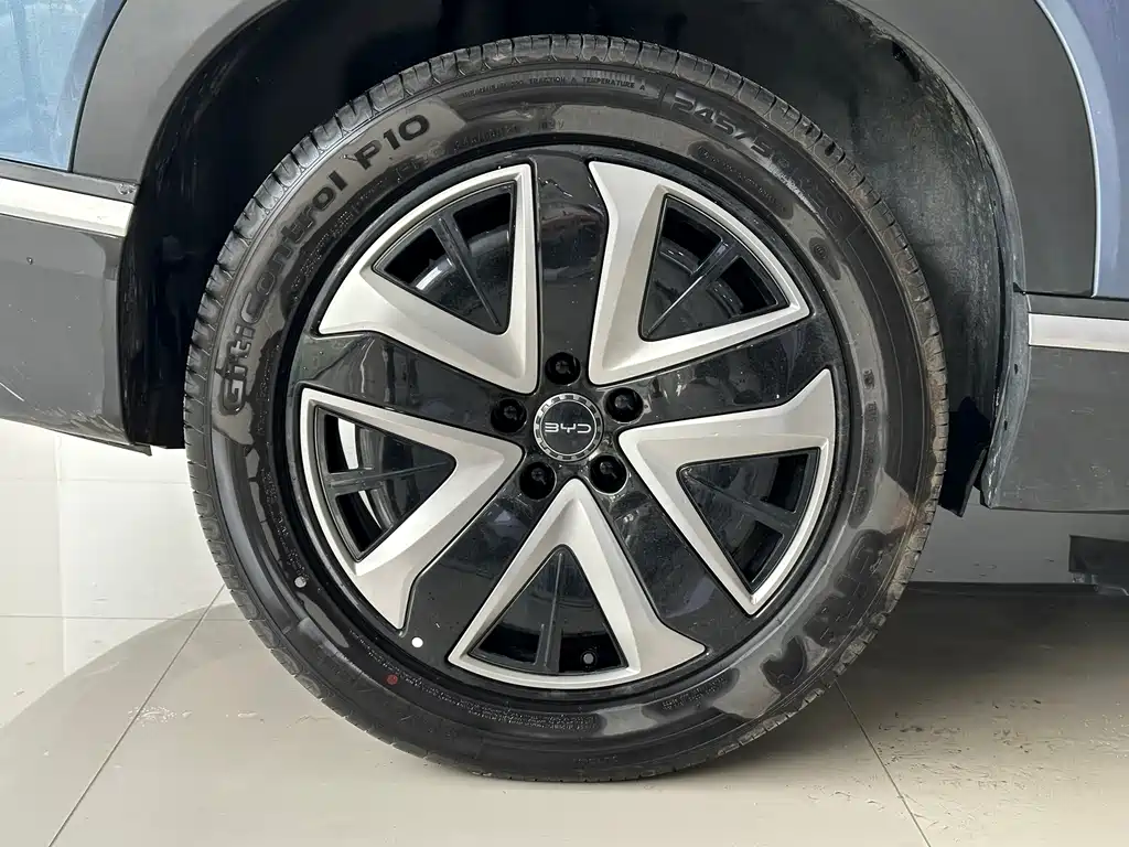 BYD SEA LION 07 DM I