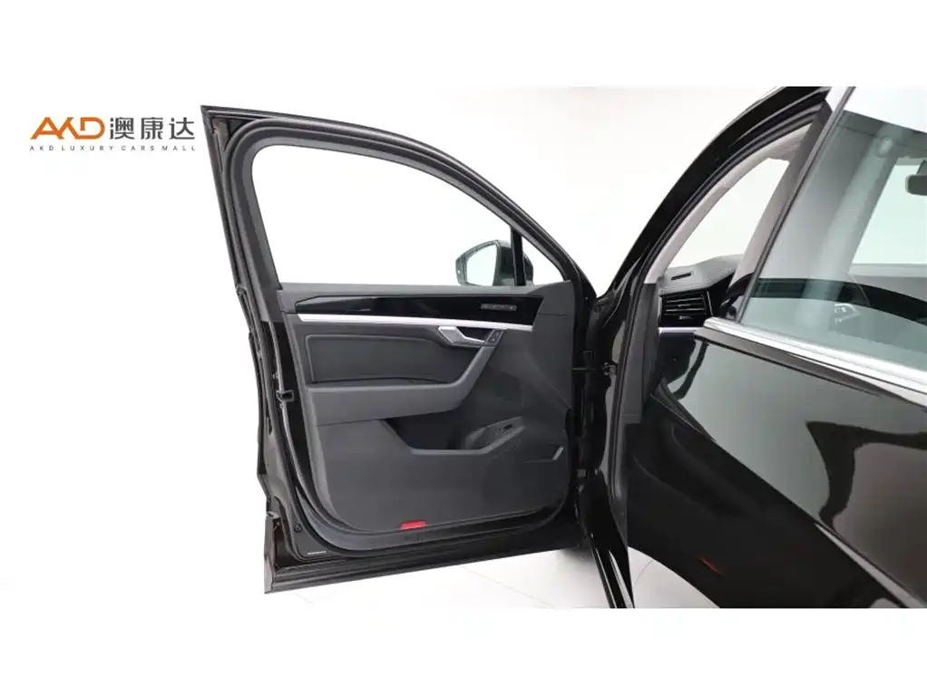 Volkswagen Touareg — миниатюра 10