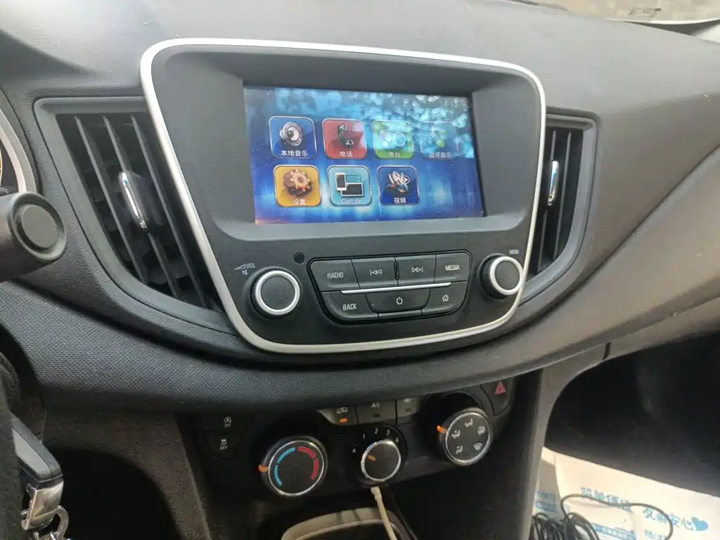 Chevrolet Cavalier — миниатюра 14