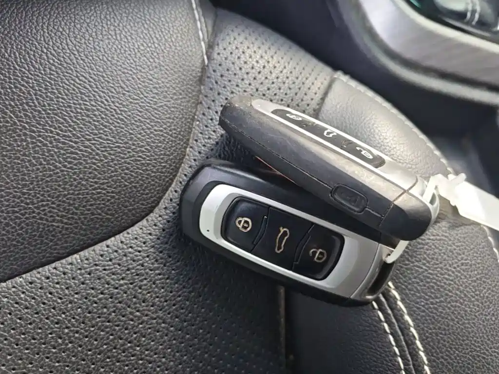 Geely Vision X3 — миниатюра 9