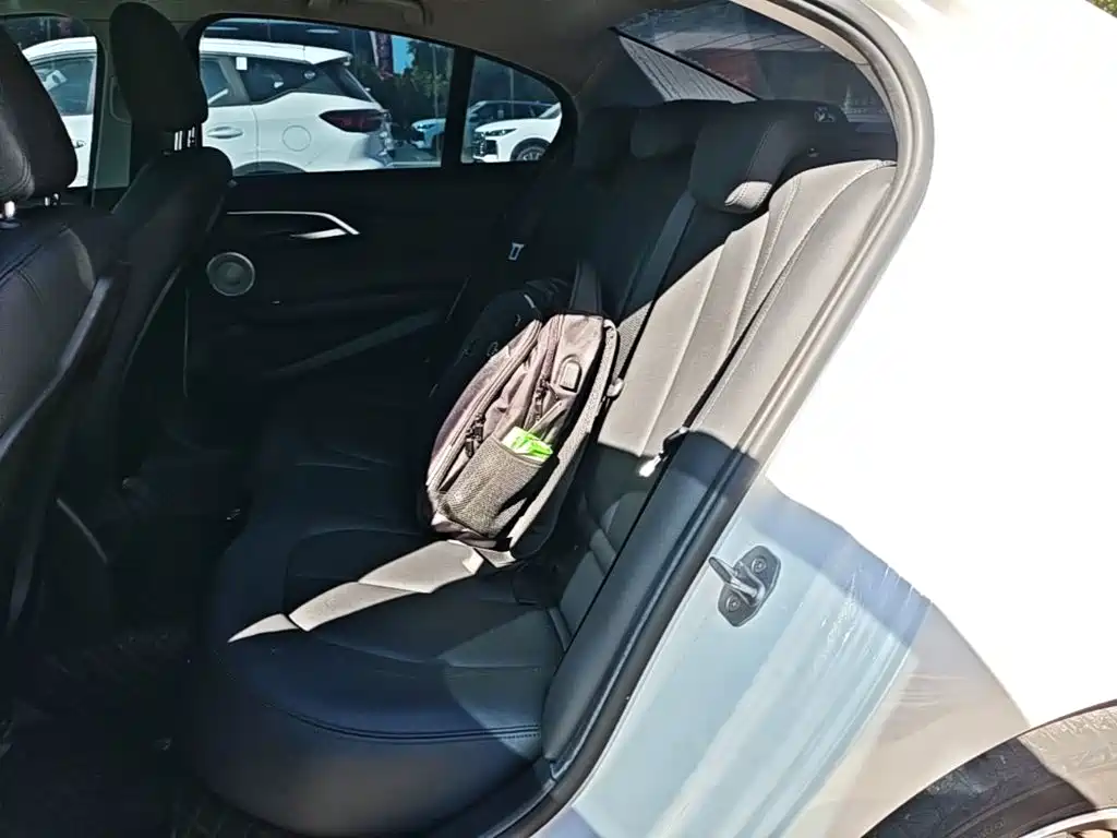BMW 1 Series — миниатюра 17