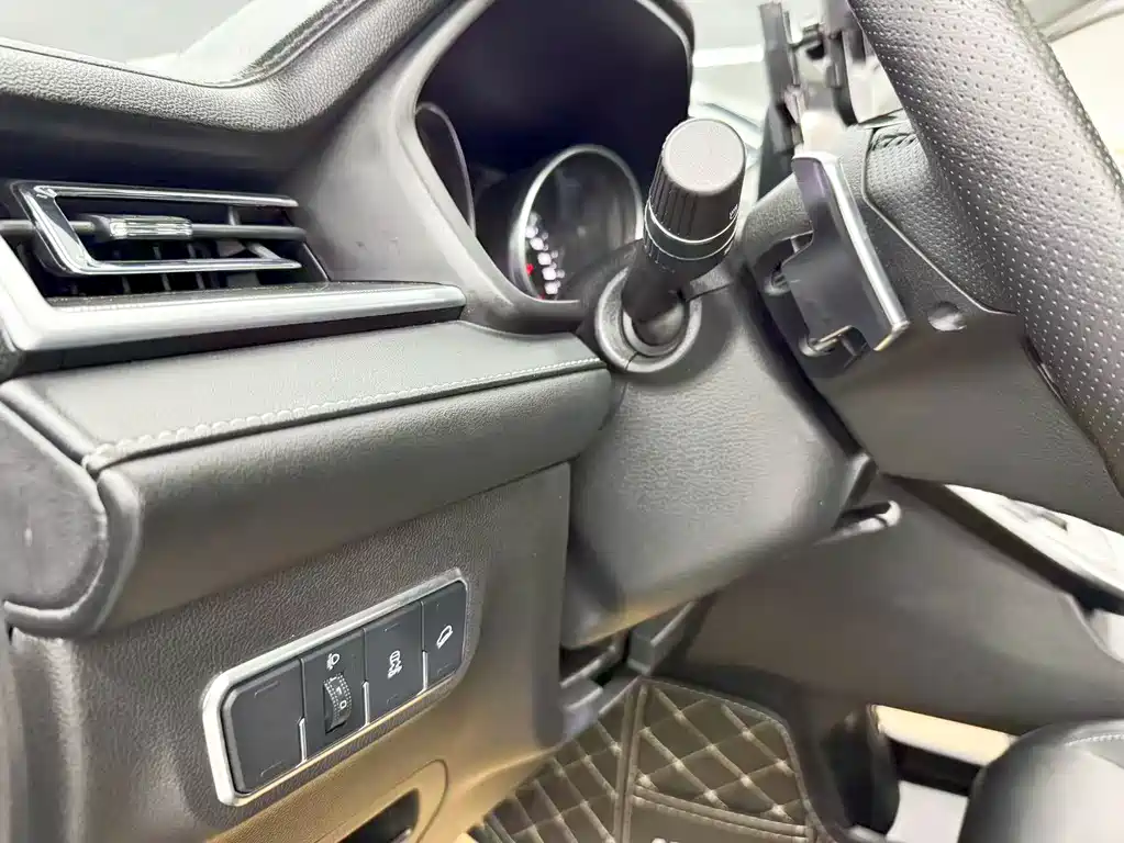 Haval M6 — миниатюра 10