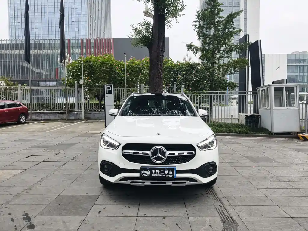 Mercedes-Benz GLA — миниатюра 2