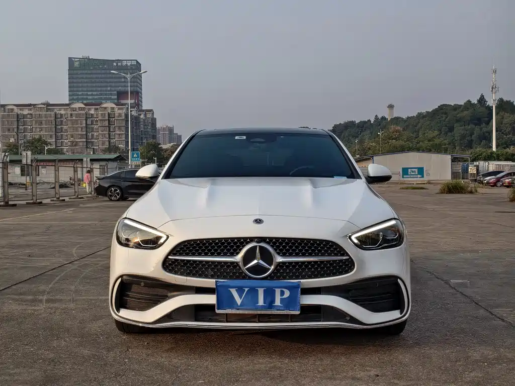 Mercedes-Benz C-Class — миниатюра 2