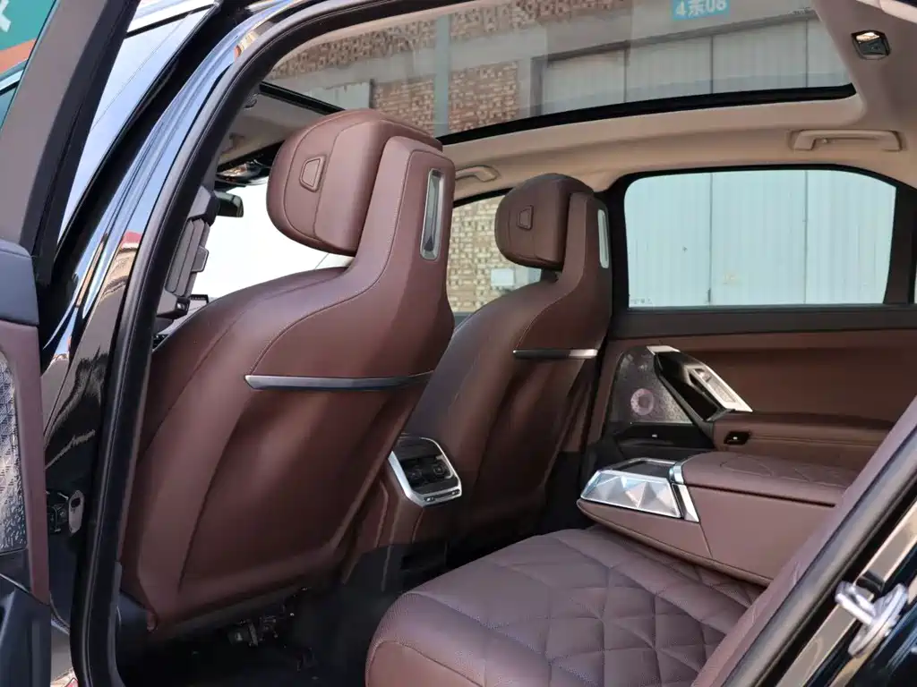BMW 7 Series 7 2023 735Li Luxury