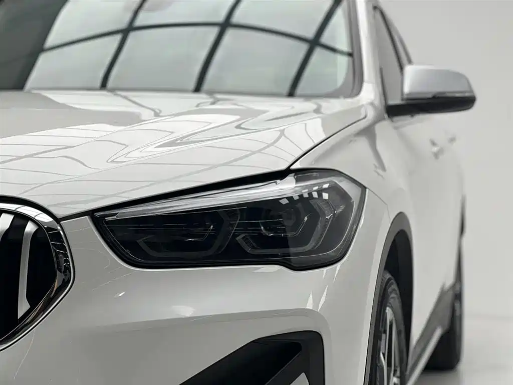BMW X1 2022 sDrive20Li Premium