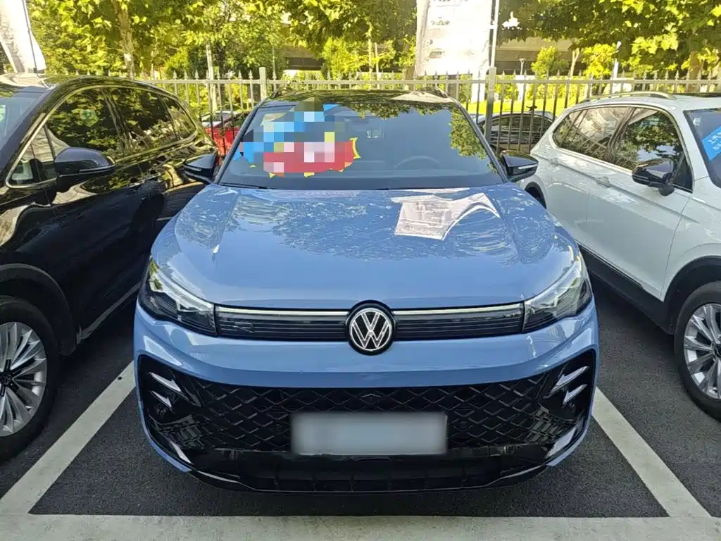 Volkswagen Tiguan L — миниатюра 3
