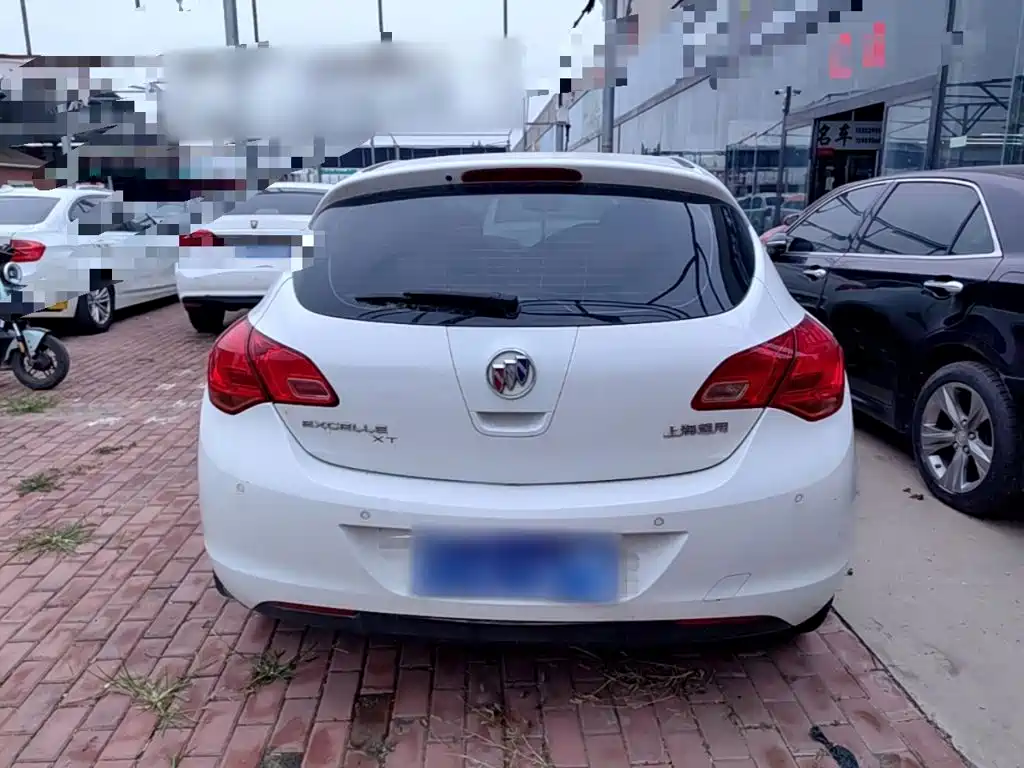 Buick Excelle — миниатюра 6