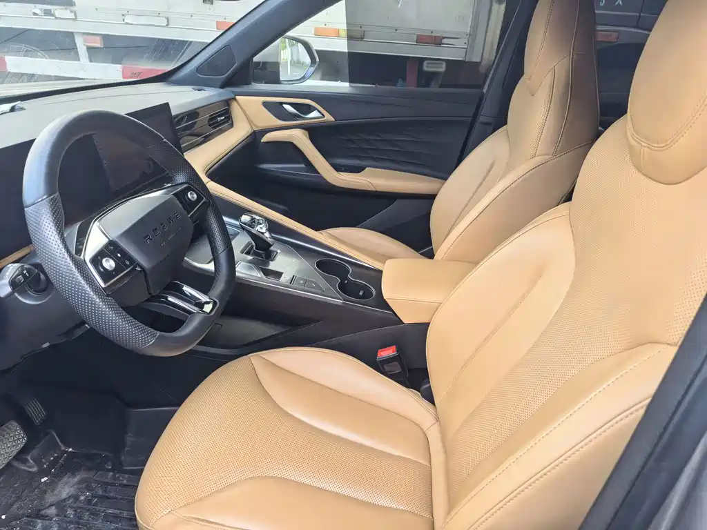 Roewe RX5 — миниатюра 5