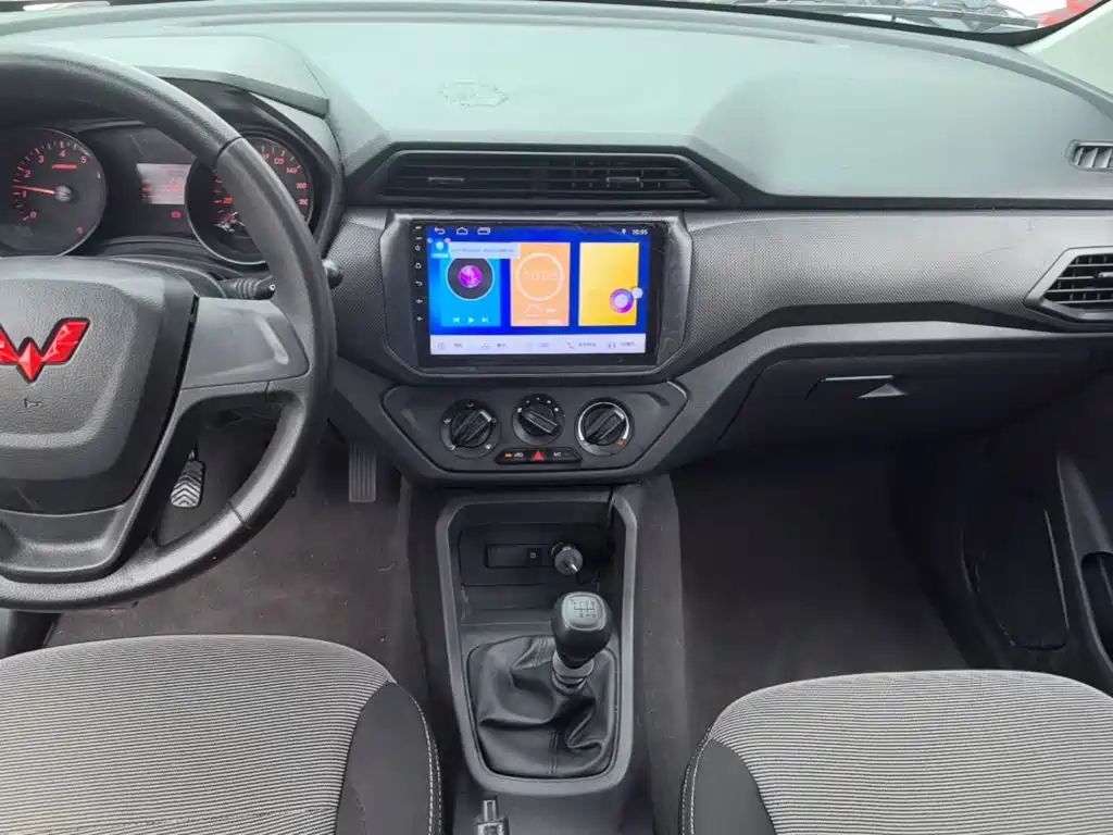 Wuling Hongguang — миниатюра 13