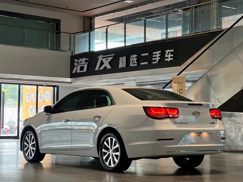 Chevrolet Malibu — миниатюра 9