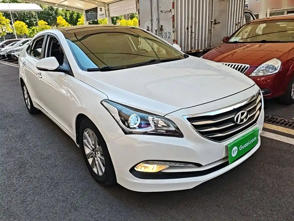 Hyundai Mistra — миниатюра 4