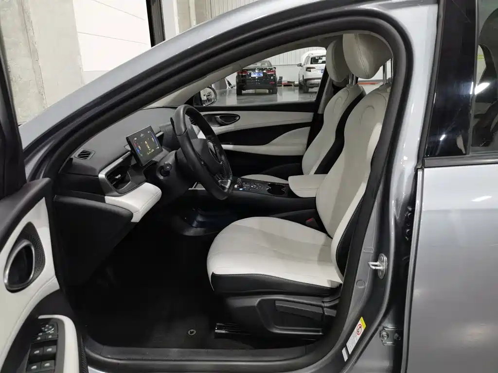 BYD Seal 05 DM-i — миниатюра 10