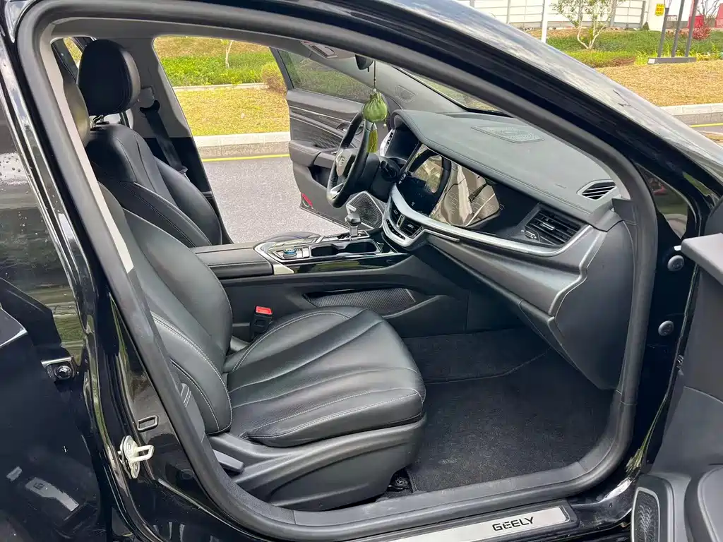 Geely Borui Hybrid — миниатюра 12