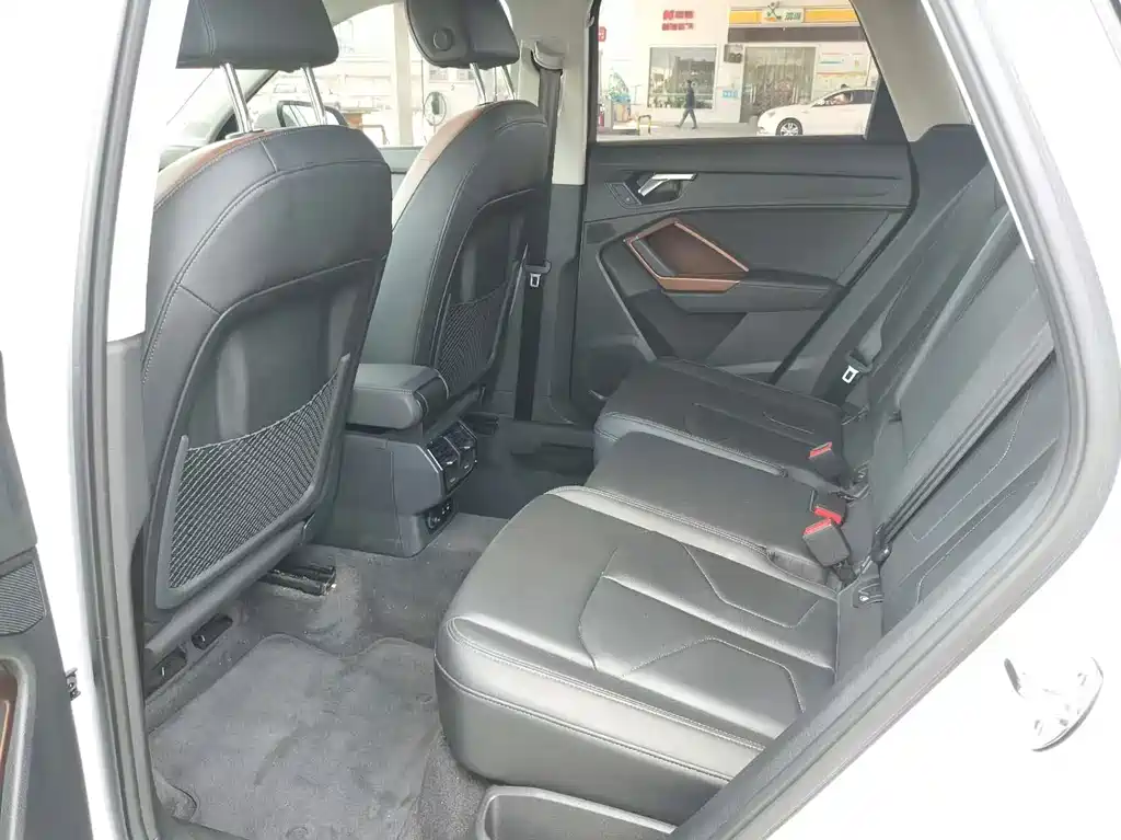Audi Q3 — миниатюра 15