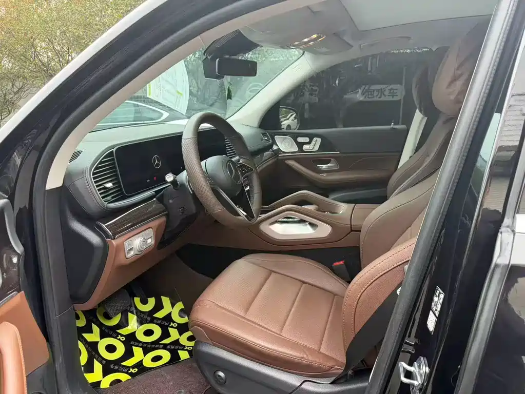 Mercedes-Benz GLE (Import) — миниатюра 4