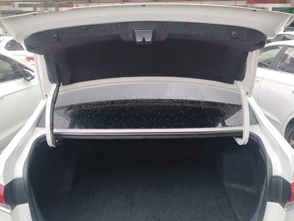 Buick Excelle — миниатюра 19