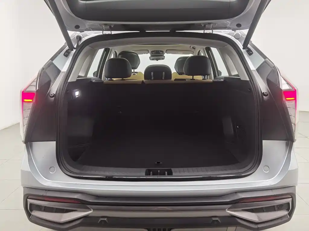 Geely Boyue L — миниатюра 16