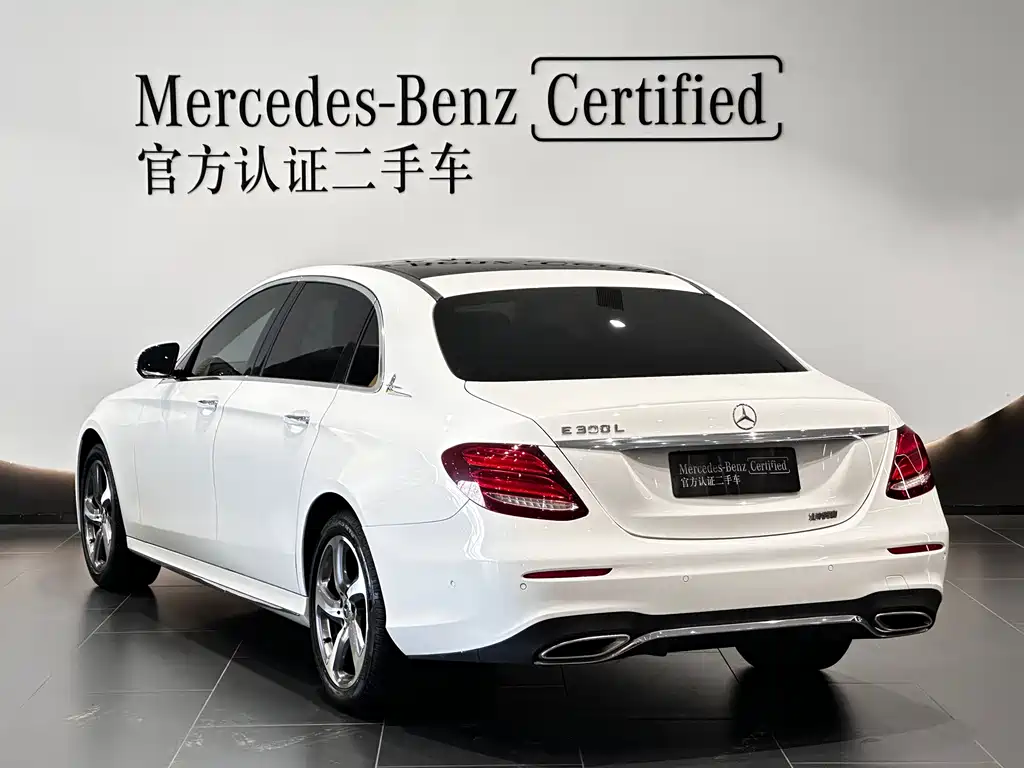 Mercedes-Benz E-Class — миниатюра 4