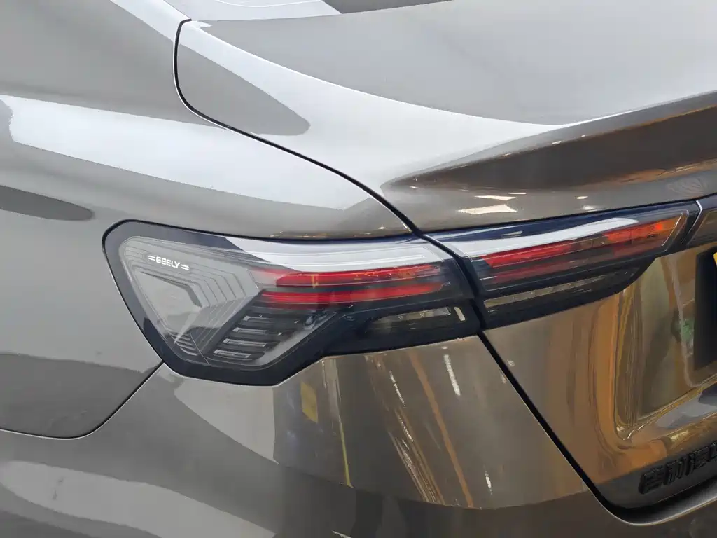 Geely Binrui — миниатюра 7