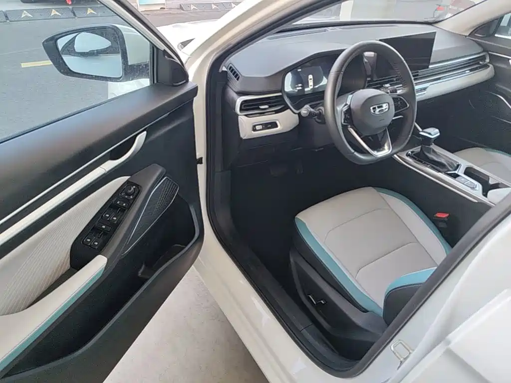 Geely Emgrand — миниатюра 16