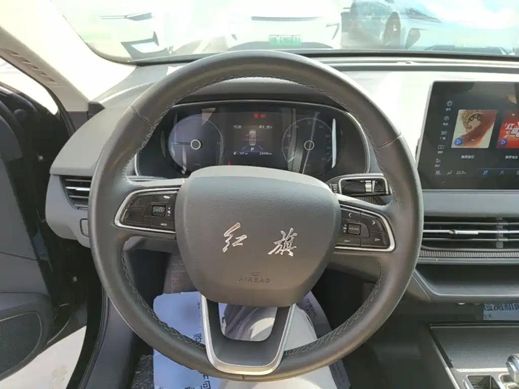Hongqi Hongqi E-QM5 — миниатюра 11