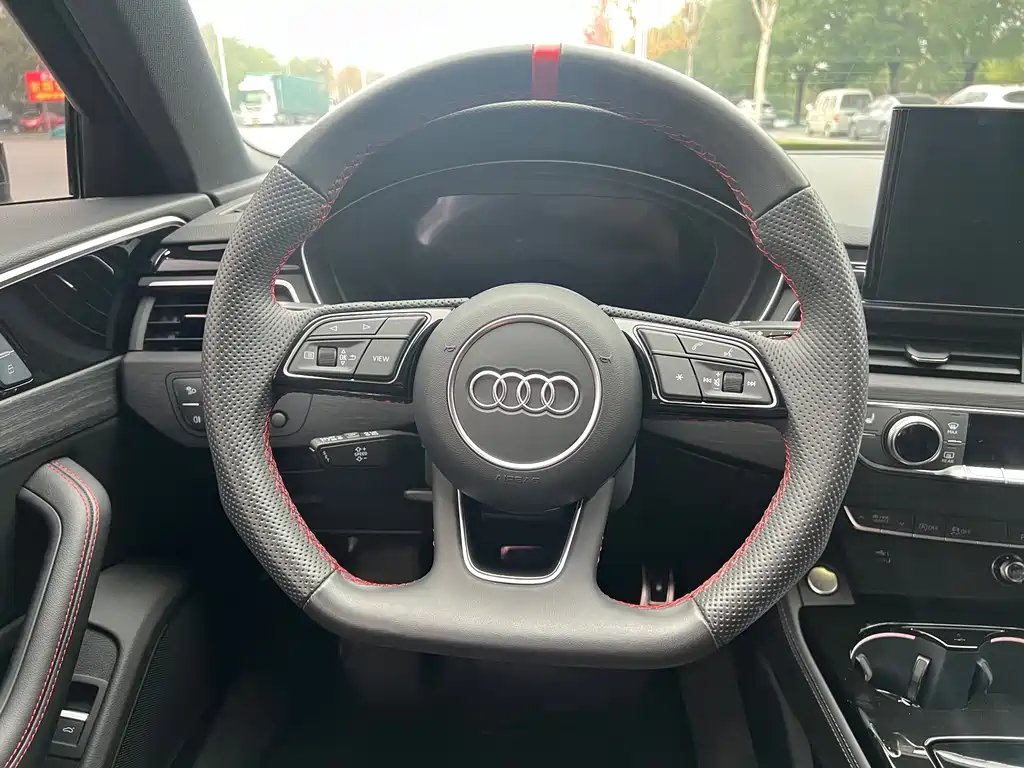 Audi A4L — миниатюра 5