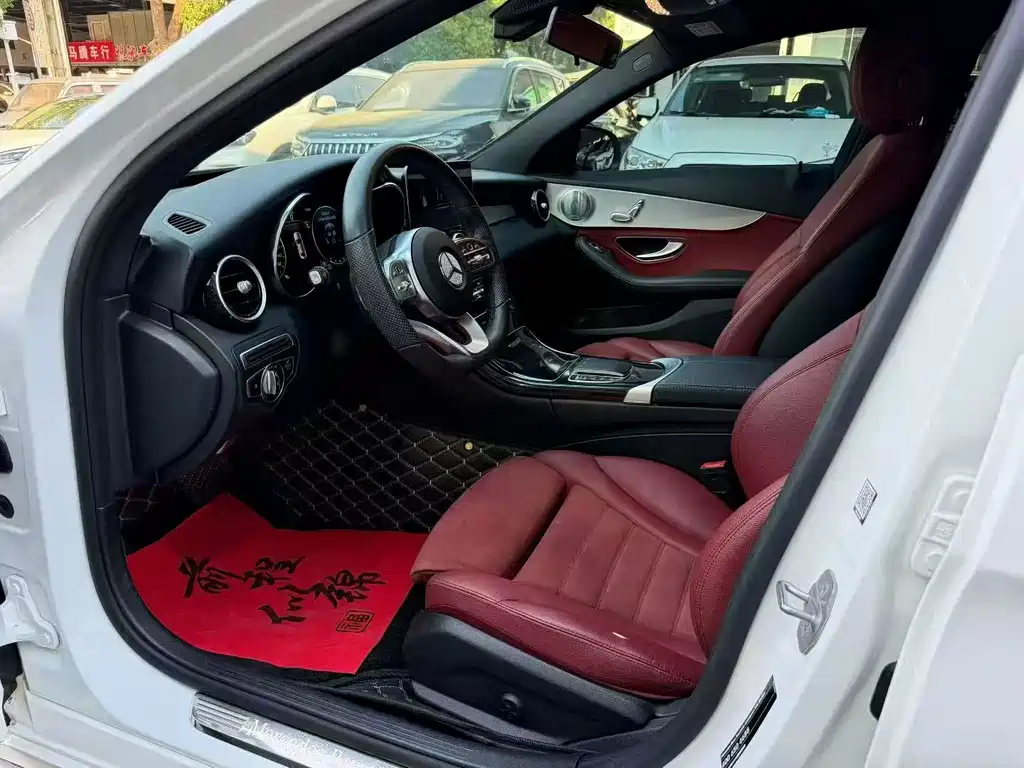 Mercedes-Benz C-Class — миниатюра 4