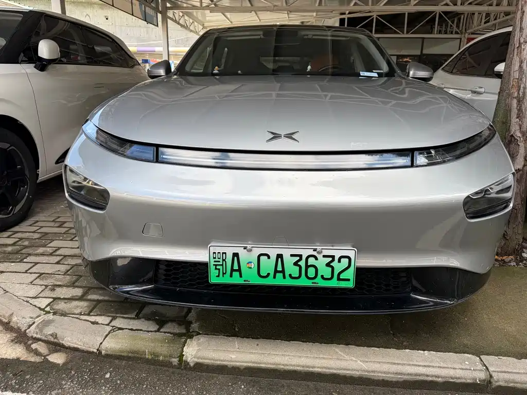 XPeng P7 — миниатюра 2